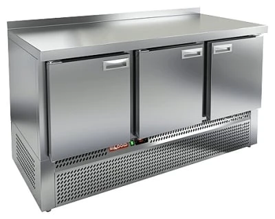 GNE 111/BT W стол охл.(-10-18), 3 двери, 1485х700х850мм, ниж.распол.агрегата, пластифик., HICOLD RUS